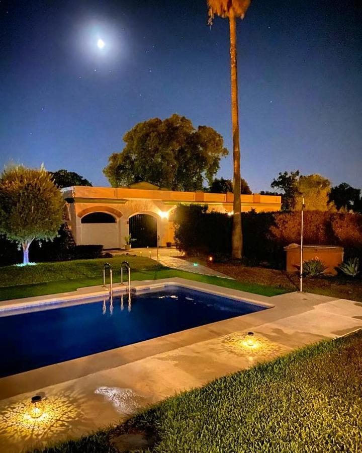 Devmani Hotel Rural Espartinas Exterior photo